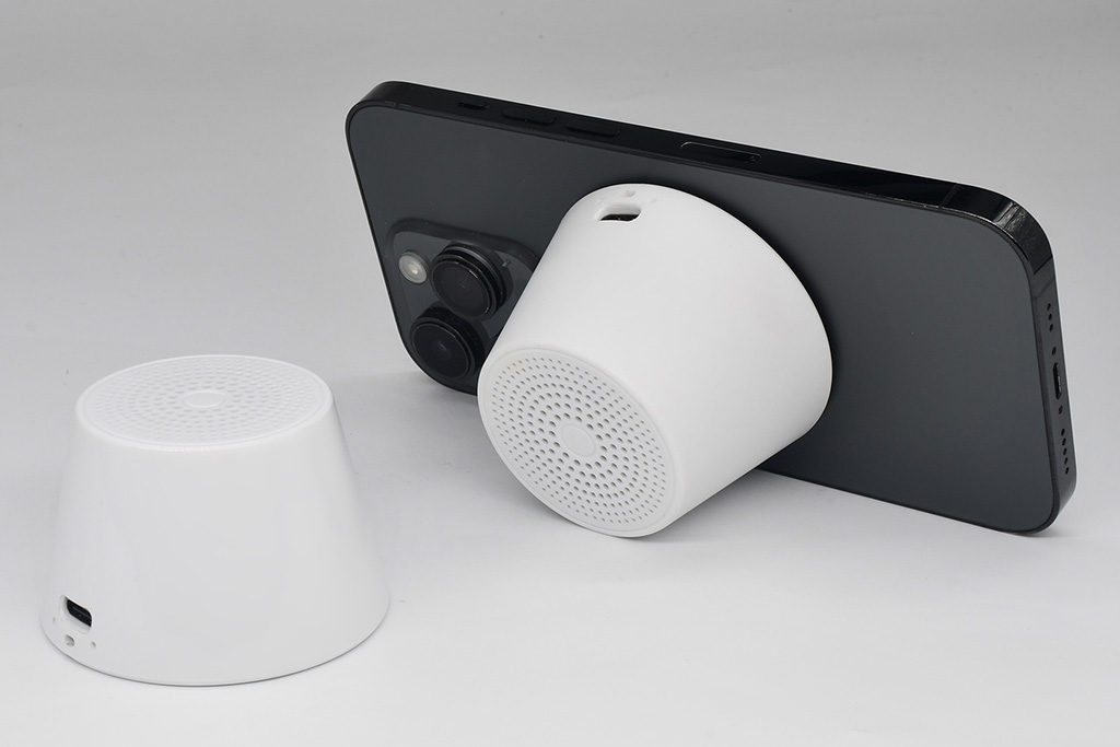 Mini Magnetic Bluetooth Speaker With Phone Stand - 图片 5